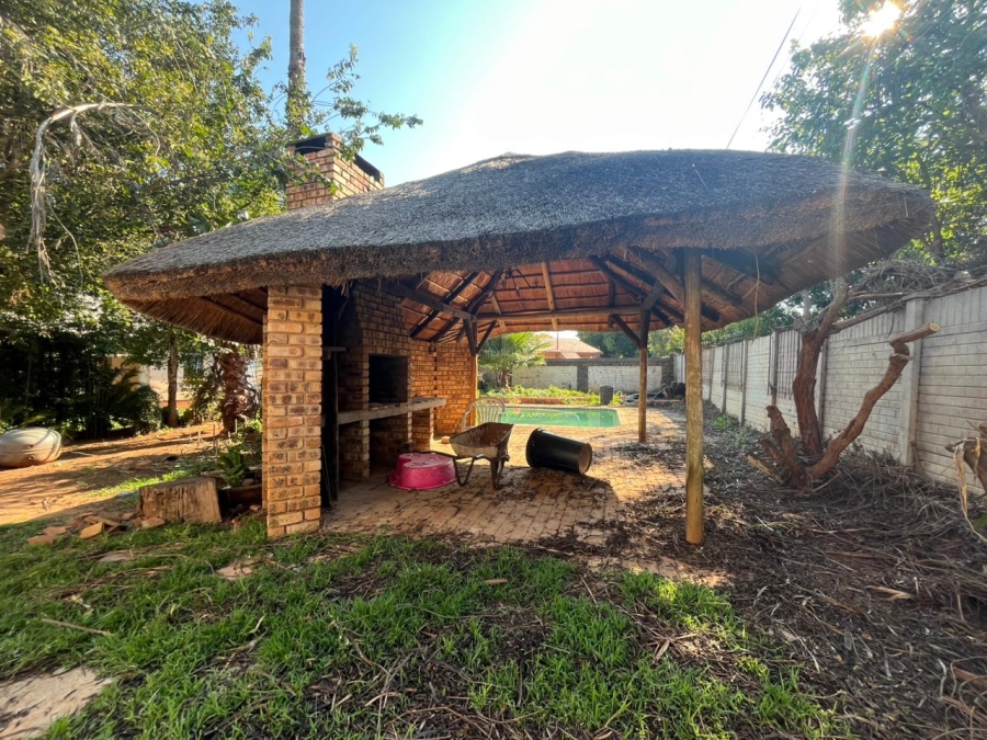 1 Bedroom Property for Sale in Wilkoppies North West